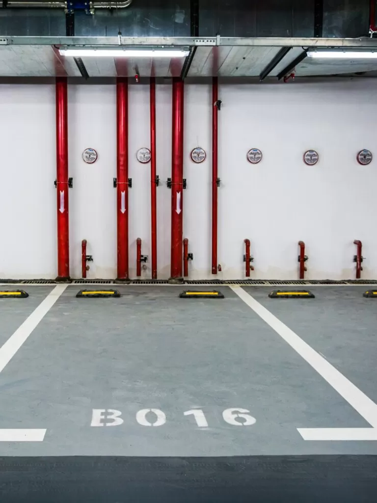 parkingi podziemne zagrożenia pożarowe