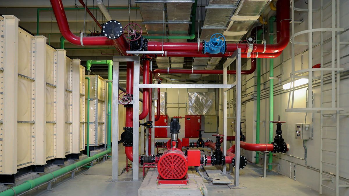 Sprinkler systems in high-bay warehouses